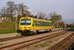 Raaberbahn/GySEV 5047 502 is leaving the station of Neudrfl in Burgenland, 20.04.2010.