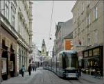 Cityrunner Numer 008 is running through Landstrae in Linz on September 14th, 2010.