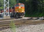 Westbound BNSF 5380 leads ...  Brent Maxwell 28.02.2010