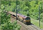 The EWS 66234 with a Cargo train by Russin. 
29.05.2009 ...