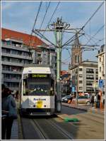 De Kusttram N� 6027 ...  De Rond Hans und Jeanny 07.12.2011