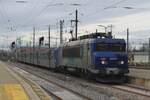 A bit tagged, 22236 hauls a TER SelestatSaverne into Strasbourg on 14 February 2024.