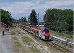 The SNCF Régiolis tricourant Z 31519 comming from Coppet will be shortly arriving at the Evain les Bains Station.

15.06.2020