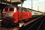 215 129-8 with Express train E 3613 Kln Deutz-Trier at Trier Central Station on 4-8-1994. Photo and scan: Date Jan de Vries. 