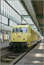 The DB 101 013-1 in Stuttgart Main Station.