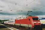 On 20 May 2004 DB Fernverkehr 101 039 pushes an IC to Hamnburg-Alktona out of Uelzen.