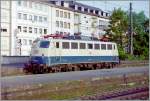 110 417-3 in Koblenz Main Station.
12.05.1998/scanned negative