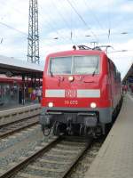 111 075 is standing in Nuremeberg main station on August 18th 2013.