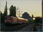 The DB 114 027-6 with a RE1 on the Statdbahn by the  Hackscher Markt .
16.09.2012