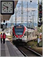 VIAS N 401 is entering into the main station of Koblenz on June 23rd, 2011.