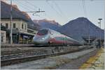 In the early morning is waiting a FS Trenitalia ETR 610 in Domodossola his departure to Milano.