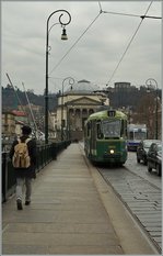 The  GTTTram 2855 on the Ponte Vittoria Emaulle in Torino.