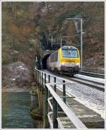 . 3009 is hauling the IR 112 Luxembourg City - Liers out of the tunnel Fischterhaff in Goebelsmhle on February 18th, 2013.