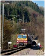 Z 2020 is leaving the tunnel Bourscheid near Michelau on November 21st, 2011.