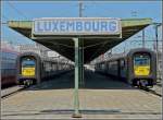 Luxembourg City Two AM 96 photographed at the station of Luxembourg City on July 1st, 2009. The roof and the sign of this platform don't exist anymore. 