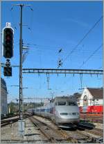 Lyria In Lausanne the TGV Lyria 9268 to Paris is arriving on the platform.
29.09.2010