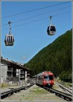 m-c-martigny---chatelard A Mont-Blanc Express BDeh 4/8 (SNCF Z800) is arriving at Vallorcine on August 3rd, 2008.