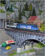A Märklin BLS Re 465 on my model railroad.
01.02.2014
