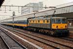 On 24 April 1986 NS 1505 stands with an IC in Rotterdam CS on one of her very last services in the Netherlands. NS 1505 -one from seven ex-BR electrics Class 27000 becoming redundant- returned to her country of origin the same year after having been bought by a British museum.
