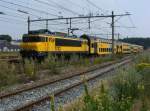 NSR 1722 with Intercity to Almere CS entering station of Hilversum 27.07.2012