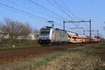 Lineas 186 387 was diverted with her automotive train due to works elsewhere and could be seen at Wijchen on 8 March 2024.
