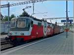 Re 436 Four Re 436 are running through the station of Spiez on July 28th, 2008.