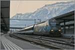 Re 460 In the first light on the day waits in Interlaken East Station the SBB Re 460 080-5 with his IC to Basel on the departure time.
05.02.2011