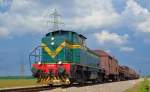 Diesel loc 643-028 is hauling freight train through Cirkovce on the way to Pragersko. /8.5.2013