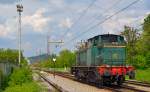 Diesel loc 642-179 is running through Maribor-Tabor on the way to Maribor station. /9.5.2013
