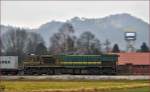 Diesel loc 664-109 pull freight train through Limbuš on the way to Tezno yard. /20.1.2015