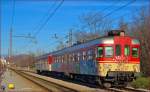 Multiple units 813-020 are running through Maribor-Tabor on the way to Zidani Most. /10.12.2013