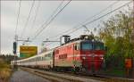 Electric loc 342-022 pull EC158 'Croatia' through Maribor-Tabor on the way to Vienna. /11.11.2014