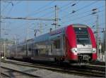 Serie 2200 2211 is leaving the station of Ettelbr�ck on February 22nd, 2011.