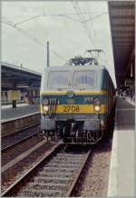 Serie 27 The SNCB MNBS 2708 in Brussels Nord.
(Summer 1985/Scanned negative)