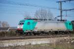 Electric engine 2837 hauling ...  Philippe Godart 08.03.2012