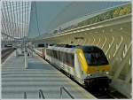 Serie 3000 3005 is leaving the station Li�ge Guillemins on its way to Liers on July 10th, 2010.
