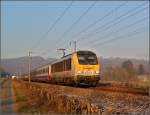 Serie 3000 3017 is hauling the IR 117 Liers - Luxembourg City through Erpeldange/Ettelbr�ck on December 23rd, 2007.