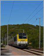 3015 is hauling the IR 117 Liers - Luxembourg City ...