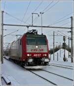Serie 4000 4017 with RB 3238 Wiltz - Luxembourg City is entering into the stationof Ettelbr�ck on December 25th, 2010.