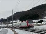 Serie 4000 4004 is pushing its bilevel cars towards Mersch in Lintgen  on December 5th, 2010.