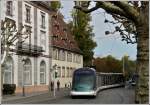 An Eurotram is entering ...  De Rond Hans und Jeanny 02.11.2011