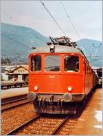 The first Re 4/4 I in red: the SBB Re 4/4 I 10043 in Grenchen Nord.