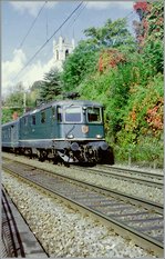 A old analog picture with a green Re 4/4 II in Vevey from the 1996.
