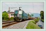 Two green Re 4/4 II just after Vevey.
Mai 1995 