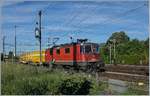 The SBB Re 430 357-4 in Bile RB. in the backgrund old Semaphors.
16.05.2017