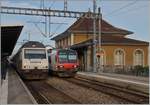 The SBB Re 460 035-9 an a RBDe 560 in Morges.
20.10.2015