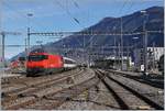 A SBB Re 460 with his IR 90 is leaving the Martigny Station on the way to Brig. 

09.02.2020