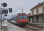 The SBB NPZ RBDe 562 is waiting his departur to Neuchatel in Frasne.