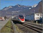 A SBB ETR 610 by Aigle on the way to Geneva.
25.01.2016