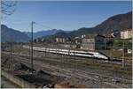 A SBB ETR 610 on the way form Gneva to Venzia is arriving at Domodossola.